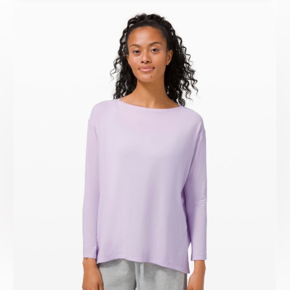 Lululemon back in action long sleeve shirt